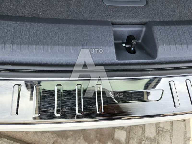 Зовнішня накладка заднього бампера для Volkswagen ID6/ID6X 2021 2022 2023 2024 2025 чорний глянець 00269 фото
