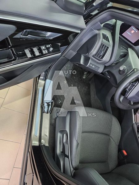 Комплект внутрішніх накладок на пороги для Subaru Solterra 2022 2023 2024 сріблястий 00378 фото