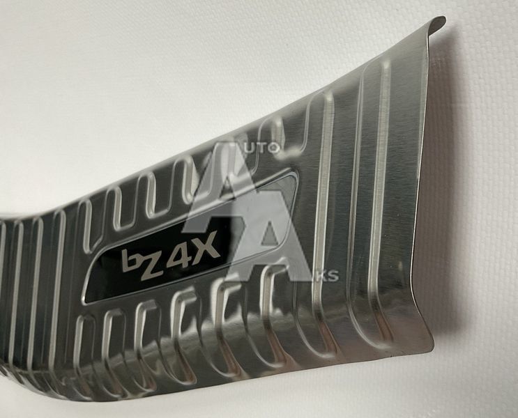 Внутрішня накладка заднього бампера для Toyota BZ4X 2022 2023 2024 сріблястий 00238 фото