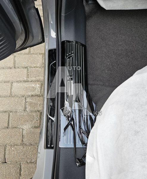 Комплект внутрішніх накладок на пороги для Volkswagen ID4 2021 2022 2023 2024 2025 2026  чорний глянець 00248 фото